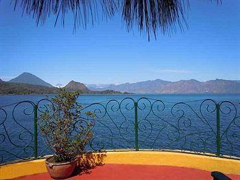 Отель Tosa La Laguna Lake Atitlan Экстерьер фото